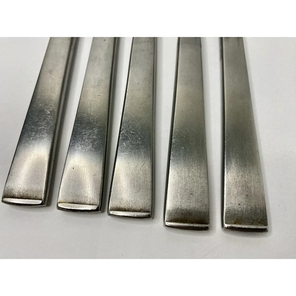 Nasco Stainless Steel Westwood Dinner Knives Lot of 5 Made in Japan Rose Floral